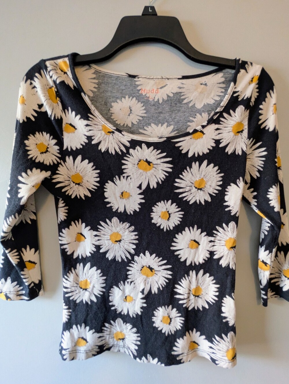 Mudd Black and White Daisy Long Sleeve Crop Shirt Sz L